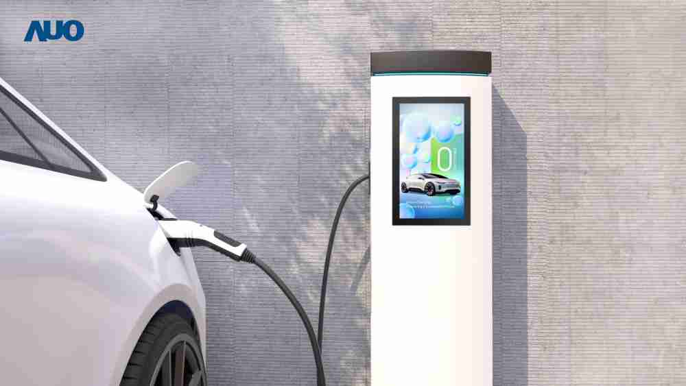 友達〝EVSE車用充電樁解決方案〞專為電動汽車充電樁設計，，，具有高亮度、、克服戶外艱難環境的耐溫、、耐紫外線等特性，，，，並搭載散熱性及擴充性強的高效能工業電腦，，，，可實現人機互動訴求，，，，如資訊顯示、、、支付等應用